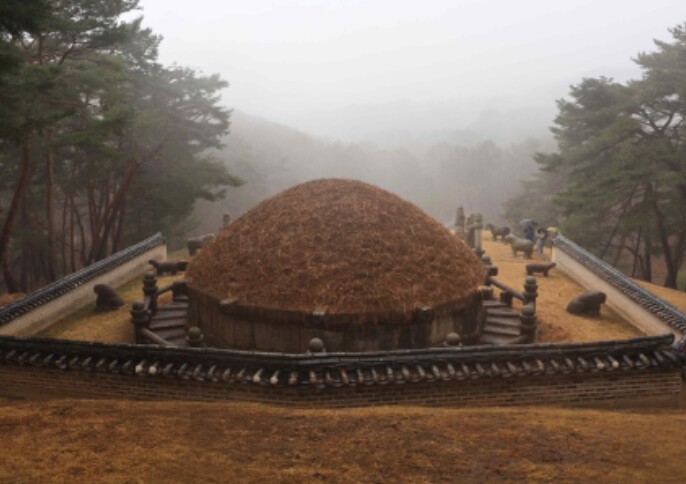 국가유산청, 한식(4월 6일) 맞아 '태조 건원릉' 억새 베기