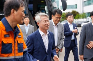 민형배 특별시장, 광양서 철강 대전환·K-배터리 육성 모색