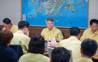 민형배 전남광주통합특별시장, RCY 전국캠프 개영식서 청소년 단원 격려