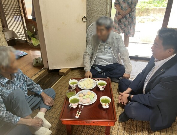 화순군, 102세 장수 어르신 생신 축하