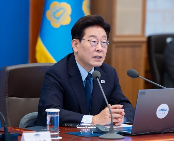 이재명대통령 "주거·일자리·금융, 올해 남은 기간 최우선 국정과제로"